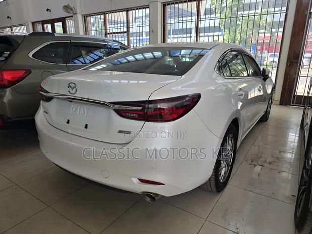 Mazda Atenza 2019 White