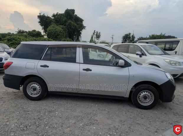 Nissan Advan 2019 Silver