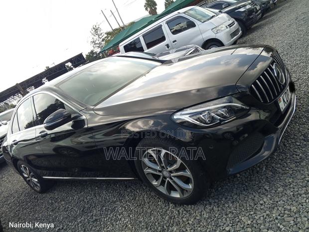 Mercedes-Benz C200 2017 Black
