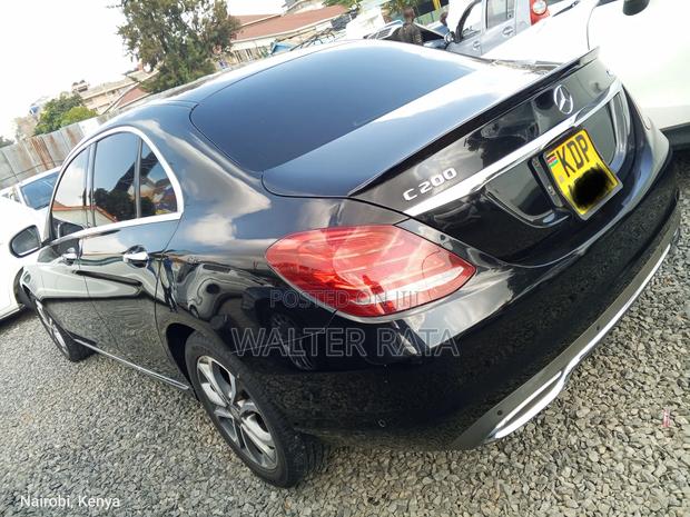 Mercedes-Benz C200 2017 Black