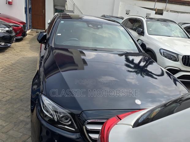 Mercedes-Benz E250 2019 Blue