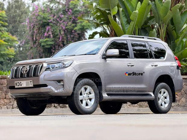 Toyota Land Cruiser Prado 3.0 D-4D (190 Hp) 7 seats 2015 Brown