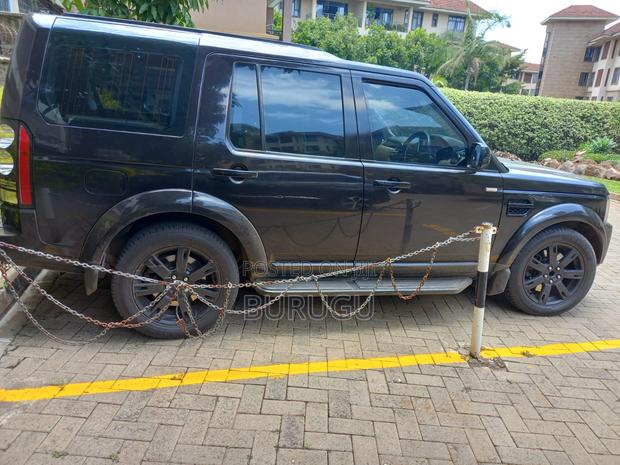 Land Rover Discovery 2009 Black
