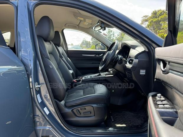 Mazda CX-5 2021