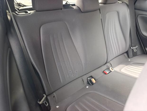 Toyota Yaris 1.5 Sedan LE 2020 Black