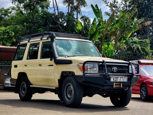 Toyota Land Cruiser 76 Series 2017 Beige