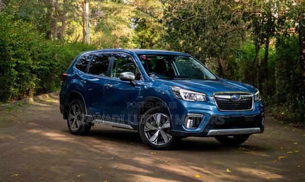 Subaru Forester Premium AWD 2019 Blue