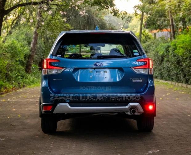 Subaru Forester Premium AWD 2019 Blue