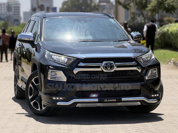 Toyota RAV4 Adventure 2019 Black