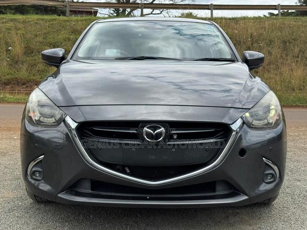 Mazda Demio 2018 Gray