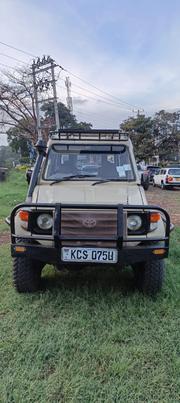 Toyota Land Cruiser 2003 Beige for sale