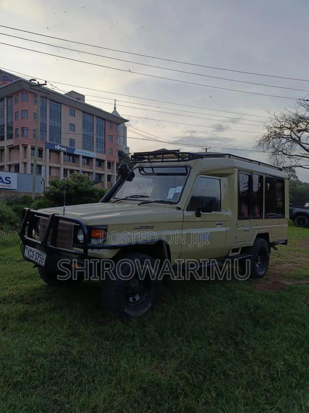 Toyota Land Cruiser 2003 Beige