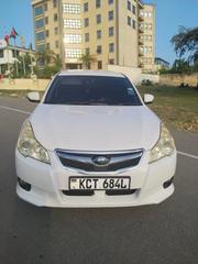 Subaru Legacy 2013 White for sale