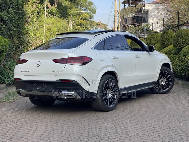 Mercedes-Benz GLE-Class 2021 White