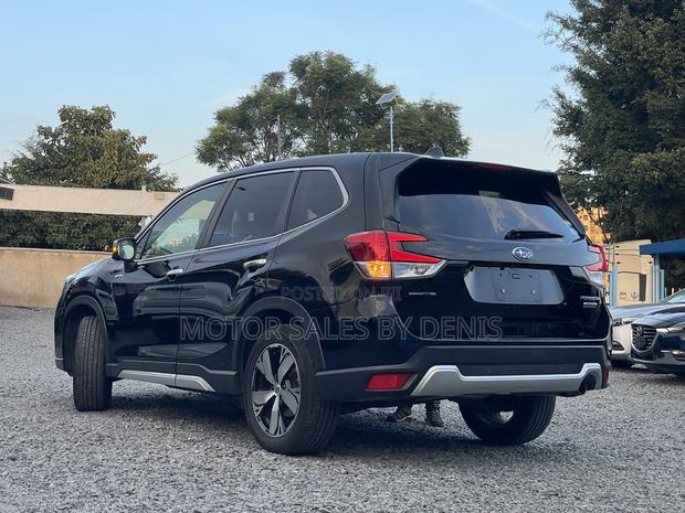 Subaru Forester Premium AWD 2019 Black
