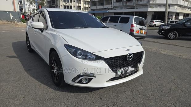 Mazda Axela 2016 White