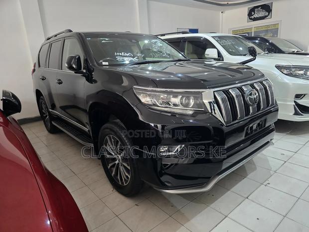 Toyota Land Cruiser Prado 2.8 2019 Black
