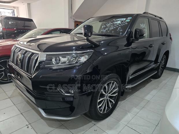 Toyota Land Cruiser Prado 2.8 2019 Black