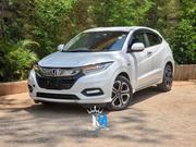 Honda Vezel 2018 White for sale