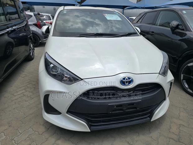 Toyota Yaris 2019 White