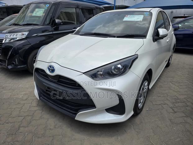 Toyota Yaris 2019 White