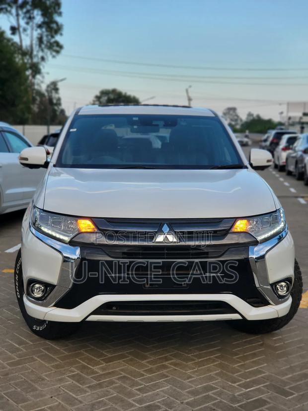 Mitsubishi Outlander 2.0 PHEV AWD 2017 White