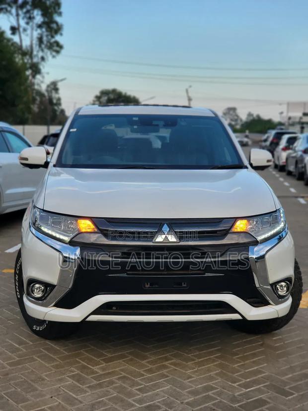 Mitsubishi Outlander 2.0 PHEV AWD 2017 White