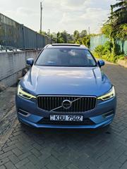 Volvo XC60 2018 Blue for sale