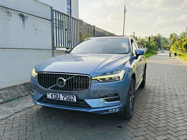 Volvo XC60 2018 Blue