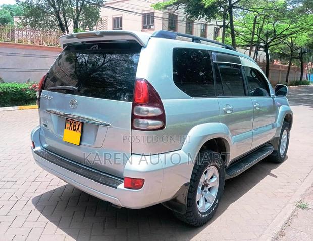 Toyota Land Cruiser Prado 3.0 D-4D 5dr 2007 Silver