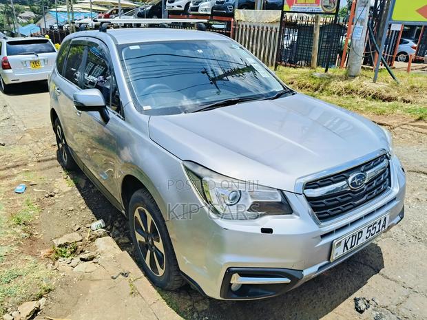 Subaru Forester 2.0XT Premium AWD 2017 Silver