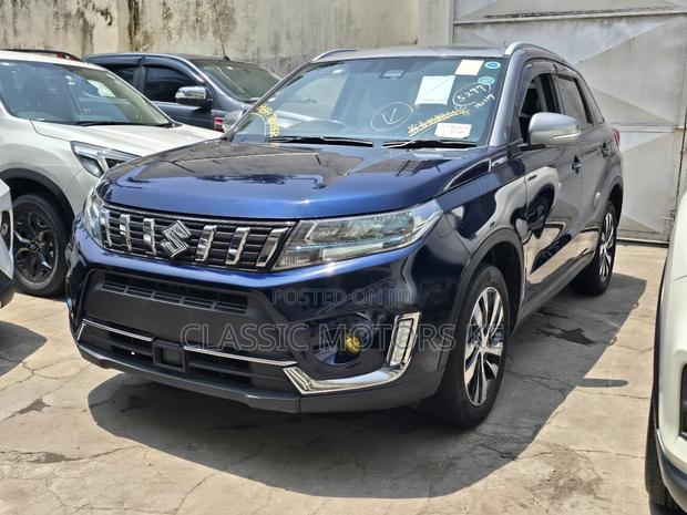 Suzuki Escudo 2023 Blue