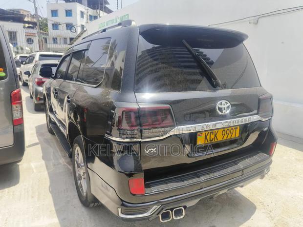 Toyota Land Cruiser Prado 2009 Black