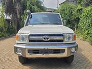 Toyota Land Cruiser 2017 White for sale