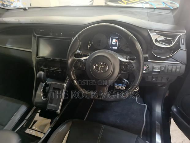 Toyota Harrier 2019 Black