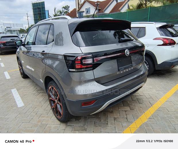 Volkswagen T-Cross 2020 Gray
