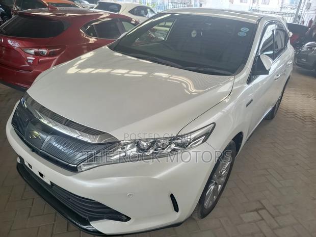Toyota Harrier 2019 White