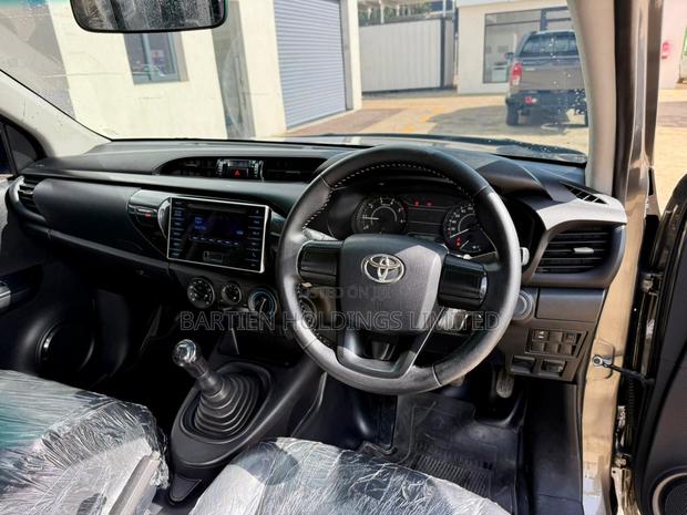 Toyota Hilux 2018
