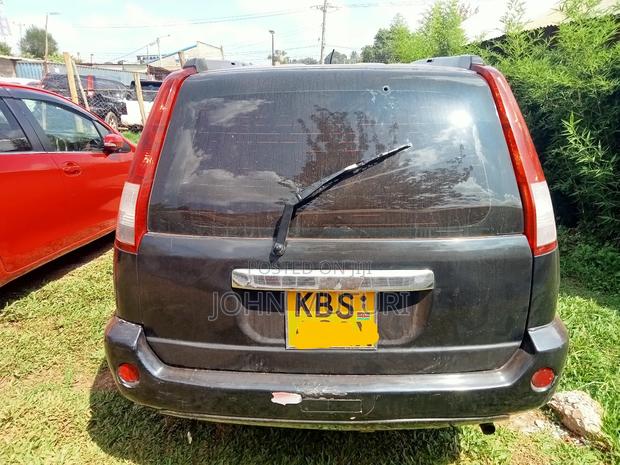 Nissan X-Trail 2006 Black