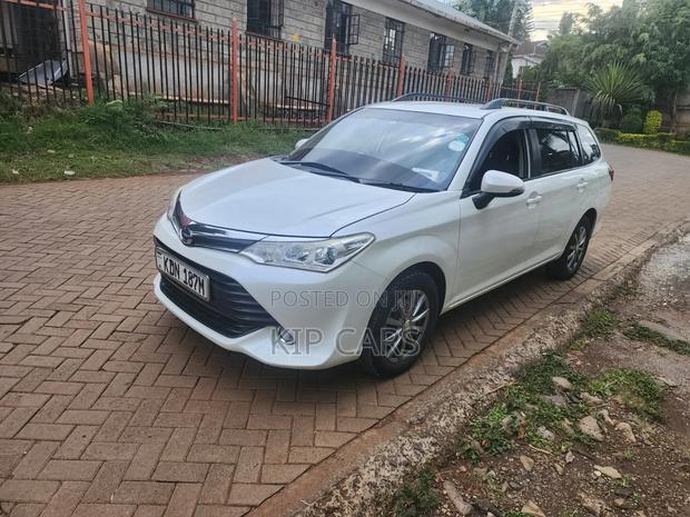 Toyota Corolla Fielder 1.5 Petrol FWD 2016 Gray