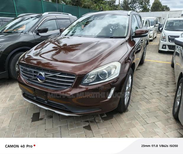 Volvo XC60 2018 Brown