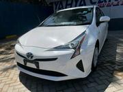 Toyota Prius 2018 White for sale