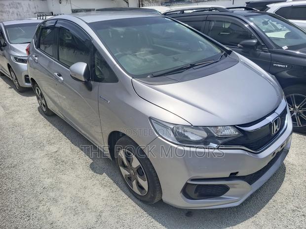 Honda Fit 2019 Silver