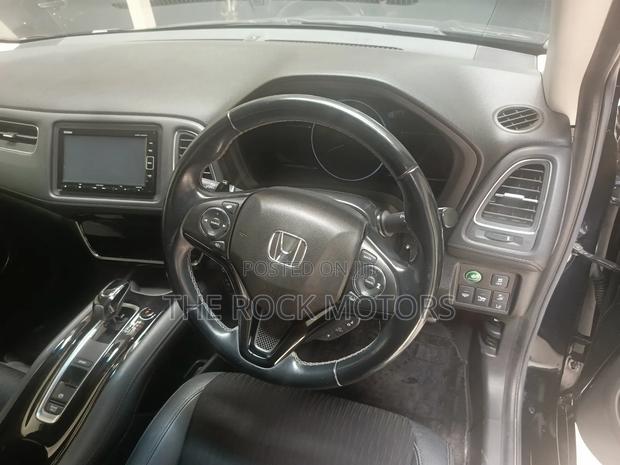 Honda Vezel 2020 Black