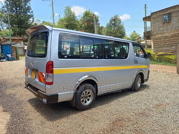 Toyota Toyoace 2010 Silver
