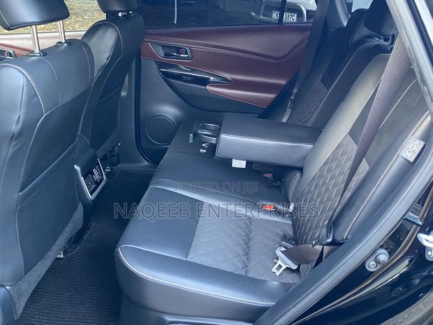Toyota Harrier 2.0 2020 Black