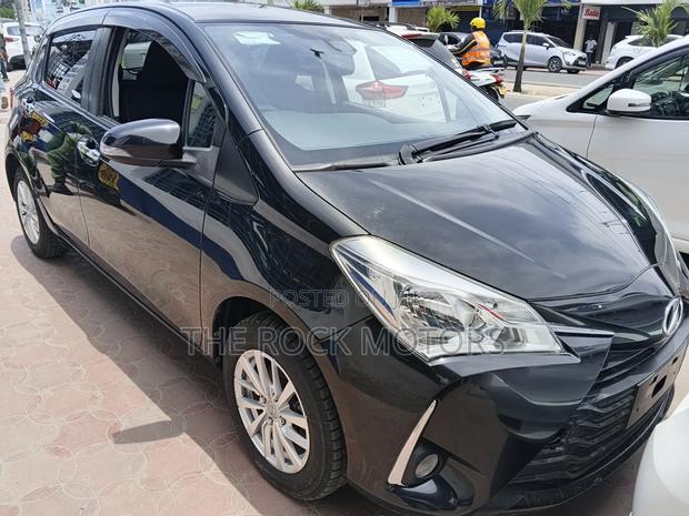 Toyota Vitz 2019 Black