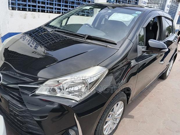 Toyota Vitz 2019 Black