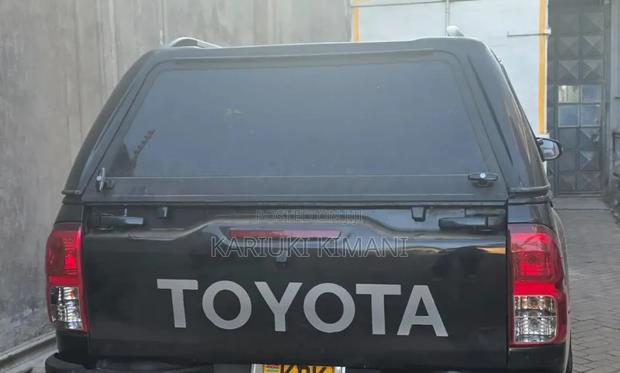 Toyota Hilux Revo Smart Cab Deisel 2.8 AWD 2016 Black
