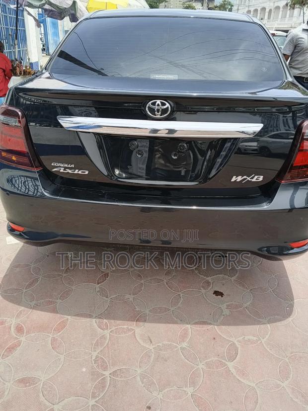 Toyota Axio 2019 Black